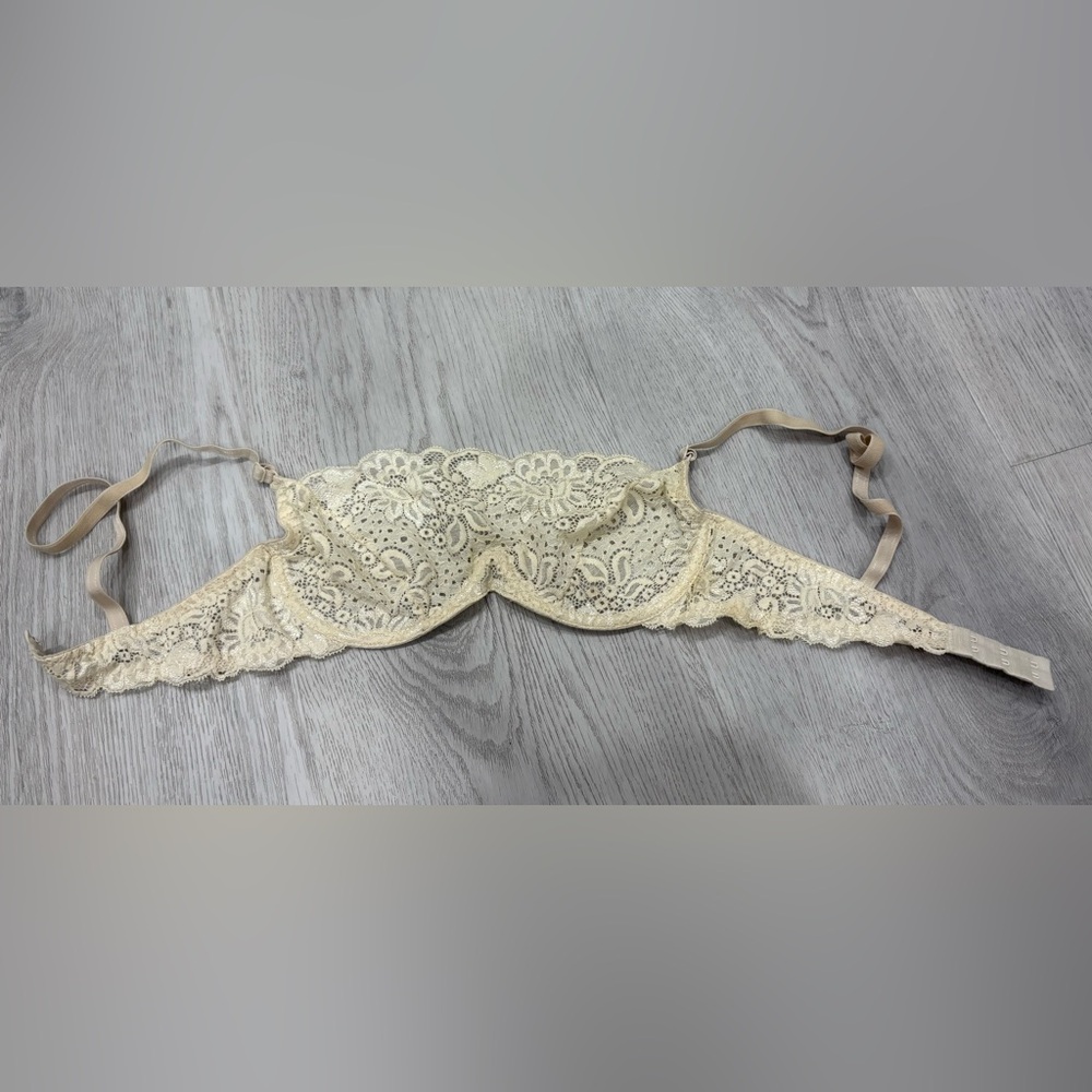 Pretty Lace Bra off-white